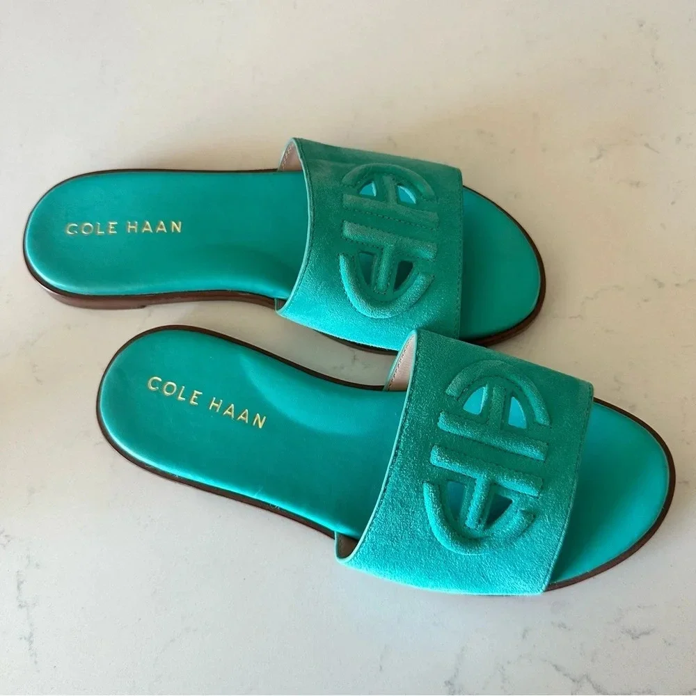 Cole Haan Flynn Logo Slide Sandal in turquoise size: 5